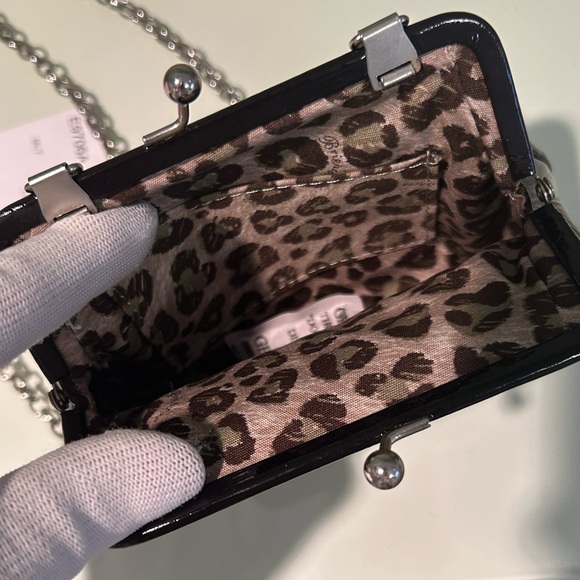 Brighton Cat Patent Kiss-lock Coin Crossbody with Silver Chain - Picture 5 of 8